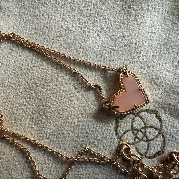 Kendra Scott Gold Necklace with Pink Heart Pendant and Elisa Drusy Rose Gold - Picture 3 of 8